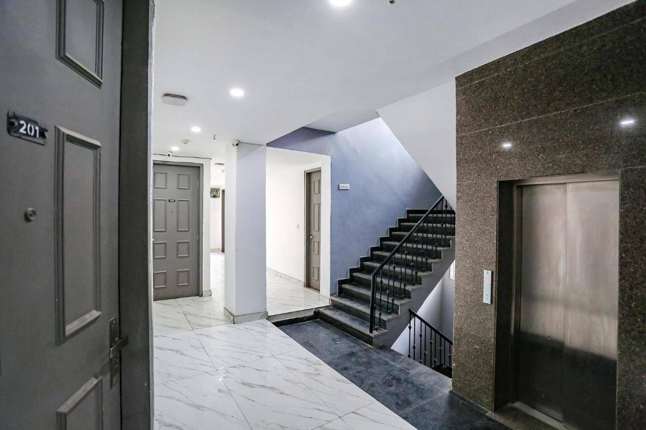 Fabhotel Vat - Meera Bagh Делі Екстер'єр фото
