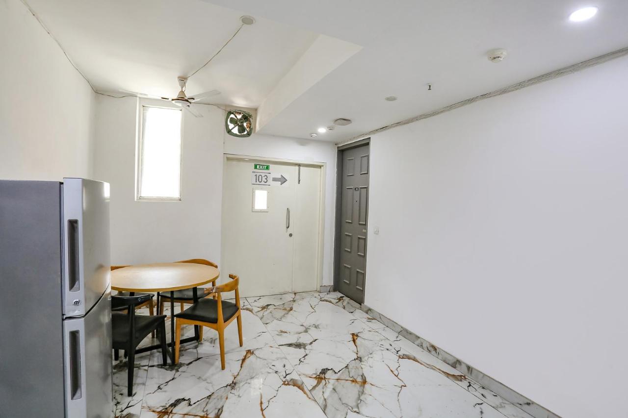 Fabhotel Vat - Meera Bagh Делі Екстер'єр фото